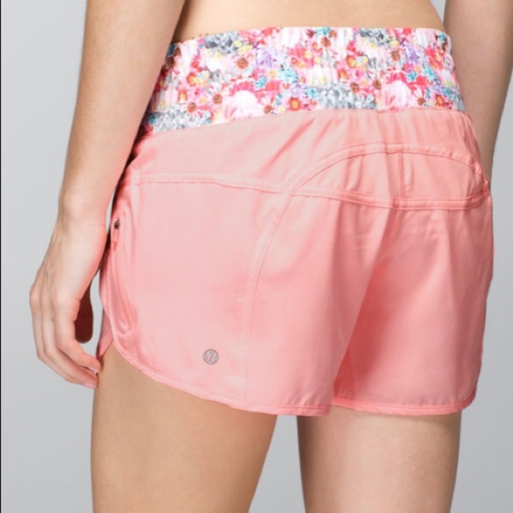 LULULEMON 🌟 tracker short II in bleached coral